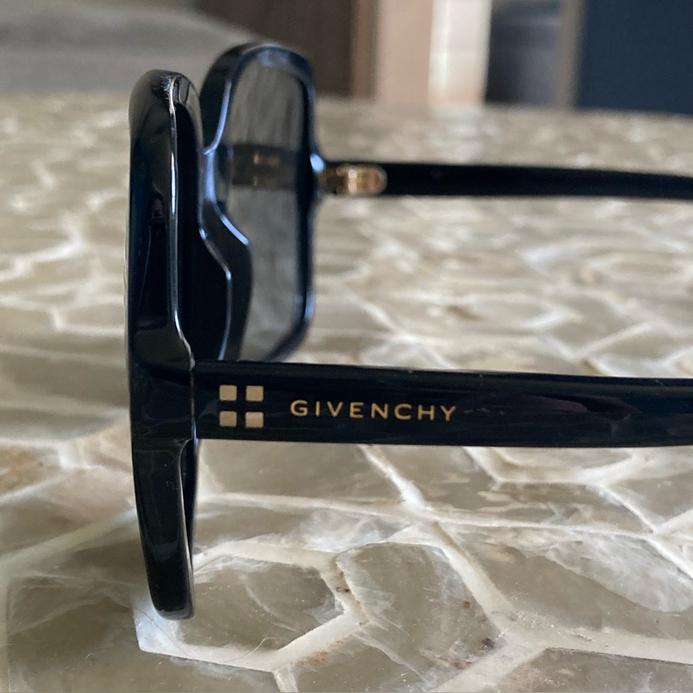 Givenchy Grey-Gradient Square Women’s Sunglasses - image 6